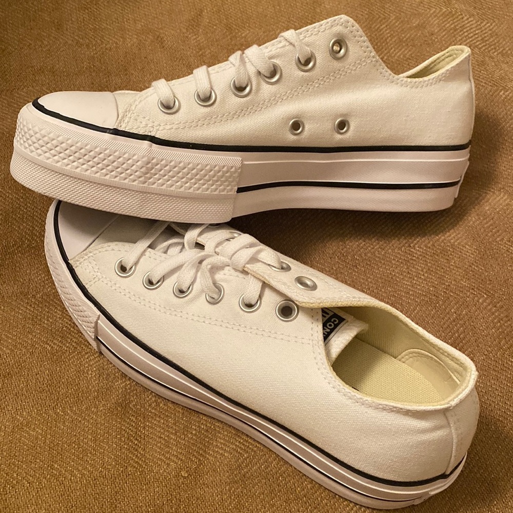 Converse White High-Wall Sneakers 7.5